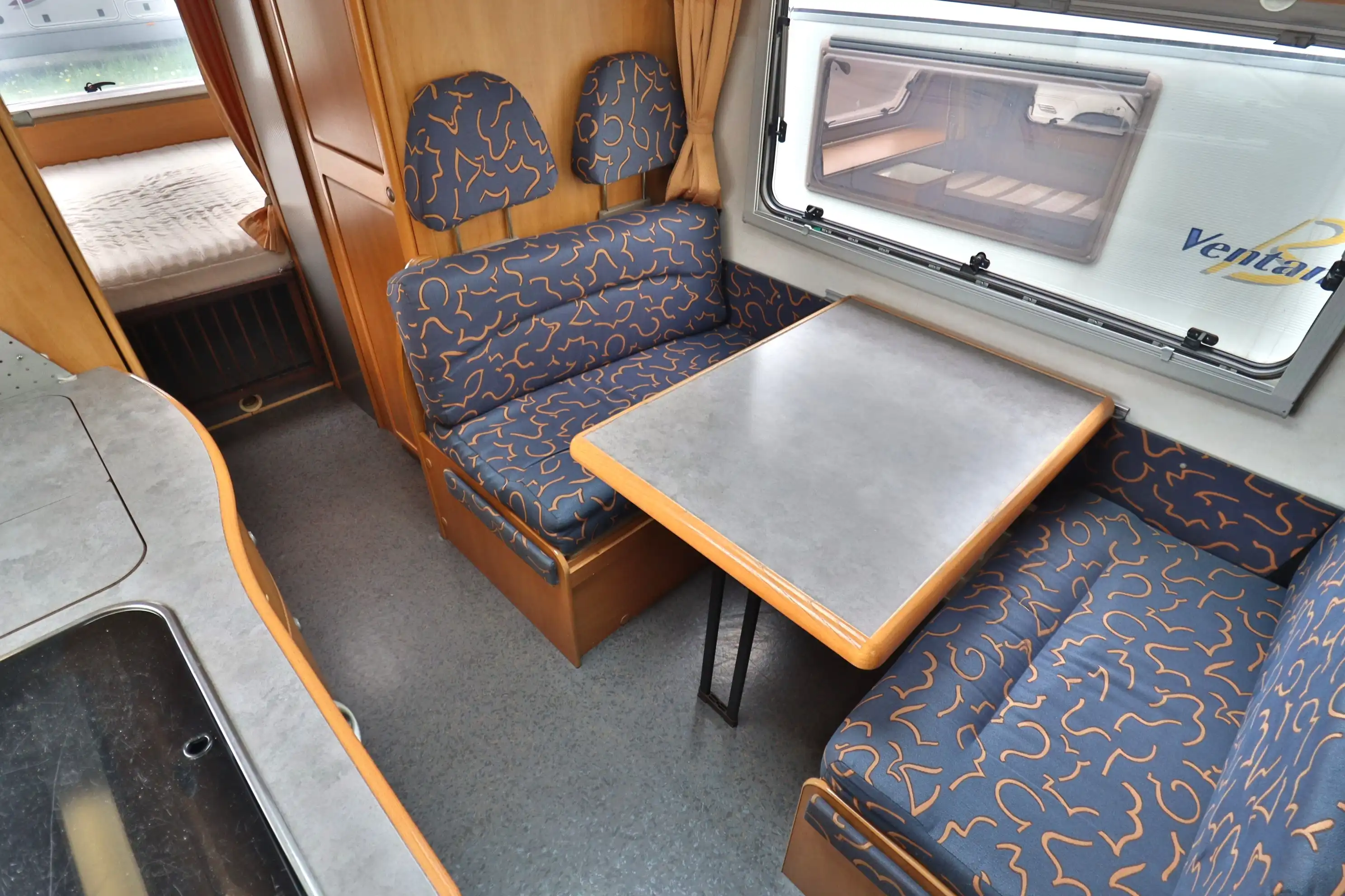 HYMER-ERIBA Camp 644 beim Wohnmobilpark in Bad Honnef kaufen
